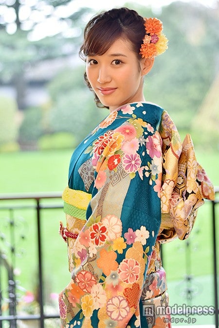 花岡なつみ（C）モデルプレス