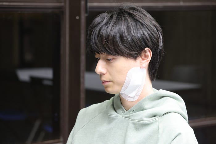 作間龍斗「月夜行路 -答えは名作の中に-」(C)日本テレビ