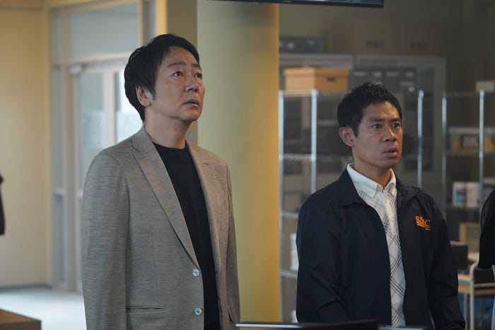 大森南朋、伊藤淳史「大追跡~警視庁SSBC強行犯係~」第1話(C)テレビ朝日・東映