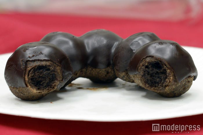 「モッチリングダブルショコラ」100円(税込)(C)モデルプレス