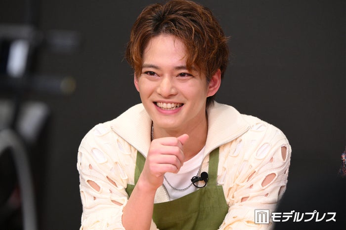 中山優馬、“同期”WEST.藤井流星と語った退所後の夢「環境変えてもまた一緒にやりたい」【優馬のうまうまクッキング LIVE】
