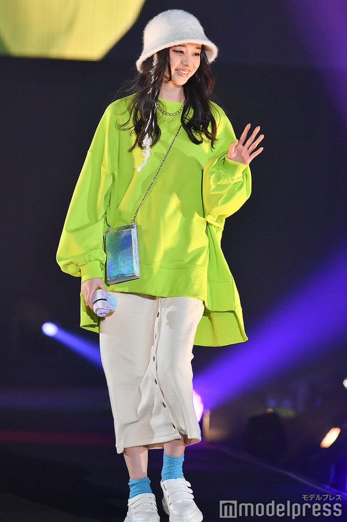 田鍋梨々花(C)モデルプレス