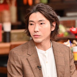 柄本佑、妻・安藤サクラとの映画デートで通う激うまカレーを紹介!