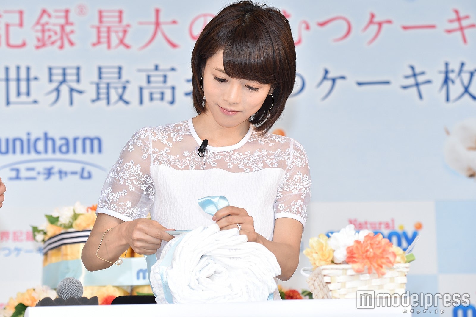 釈由美子 第1子出産後初イベントでスラリ美脚披露 モデルプレス