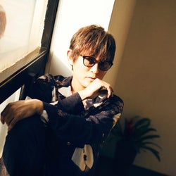 スガ シカオ、ニューアルバム『労働なんかしないで 光合成だけで生きたい』 今春リリース