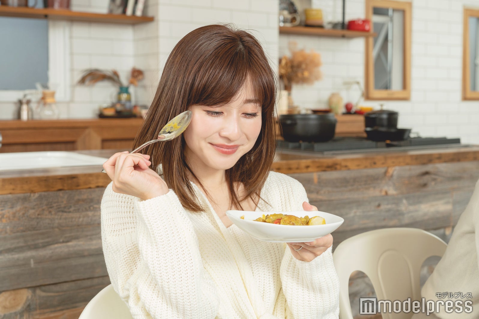 （C）モデルプレス