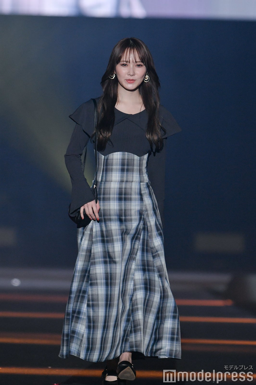 （C）モデルプレス