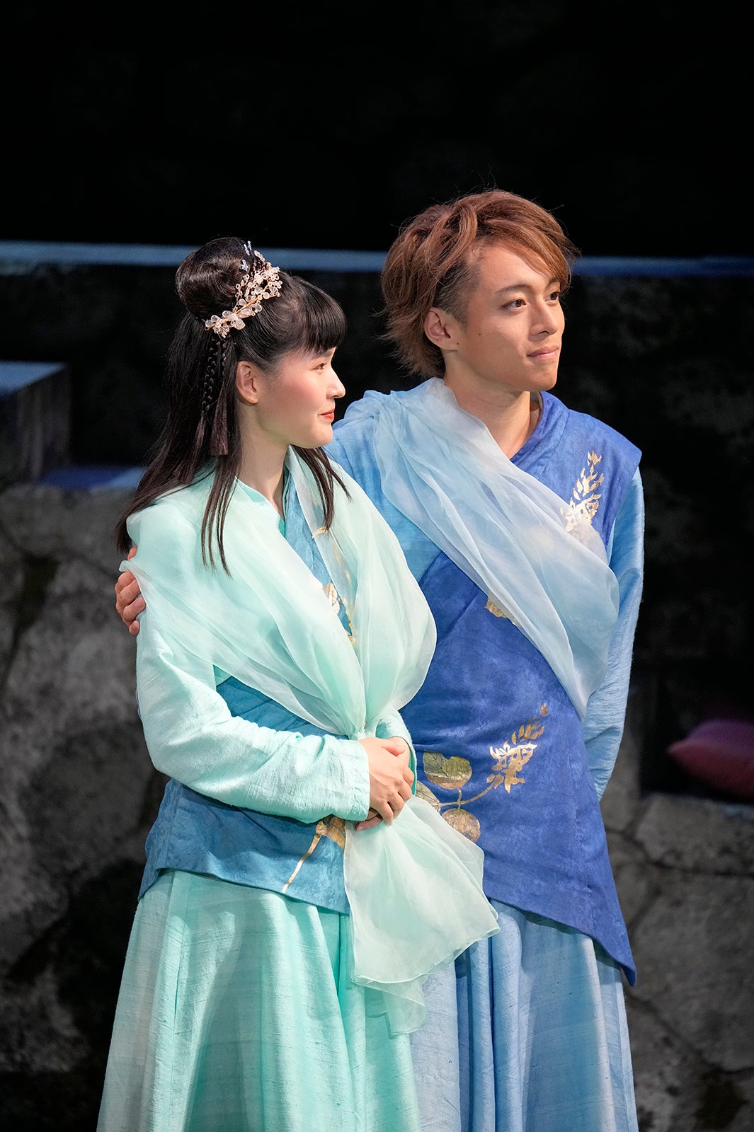 堺小春、元木聖也 （C）松竹