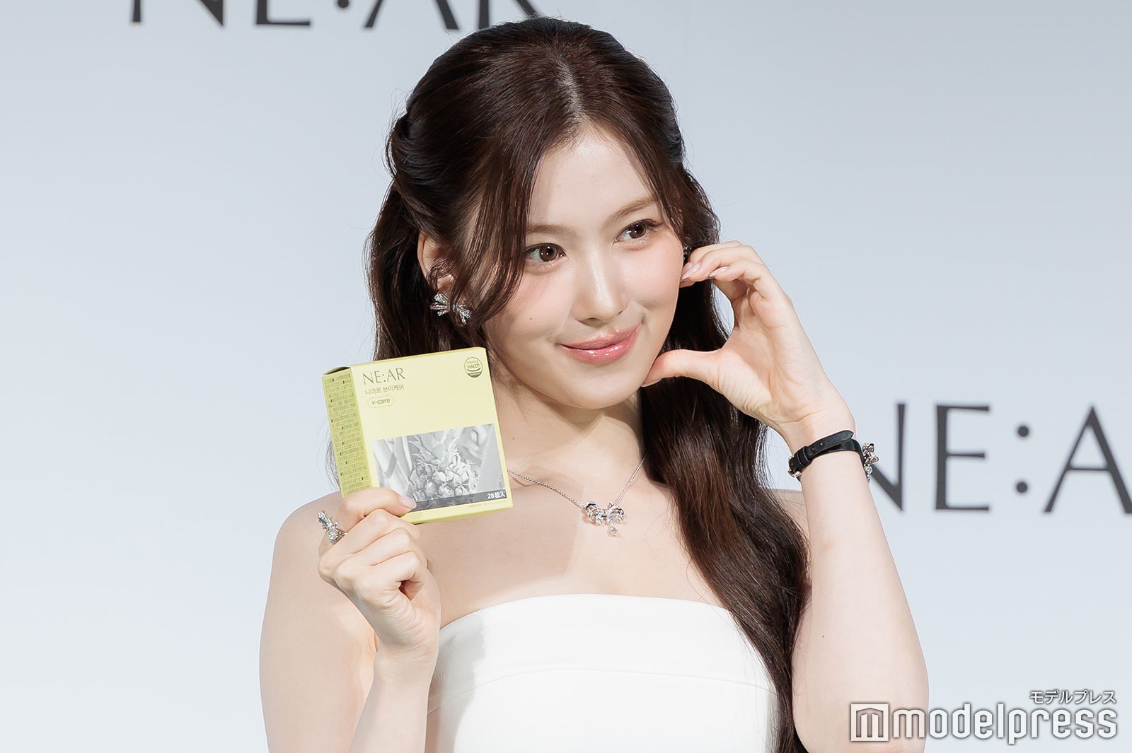 サナ（C）モデルプレス