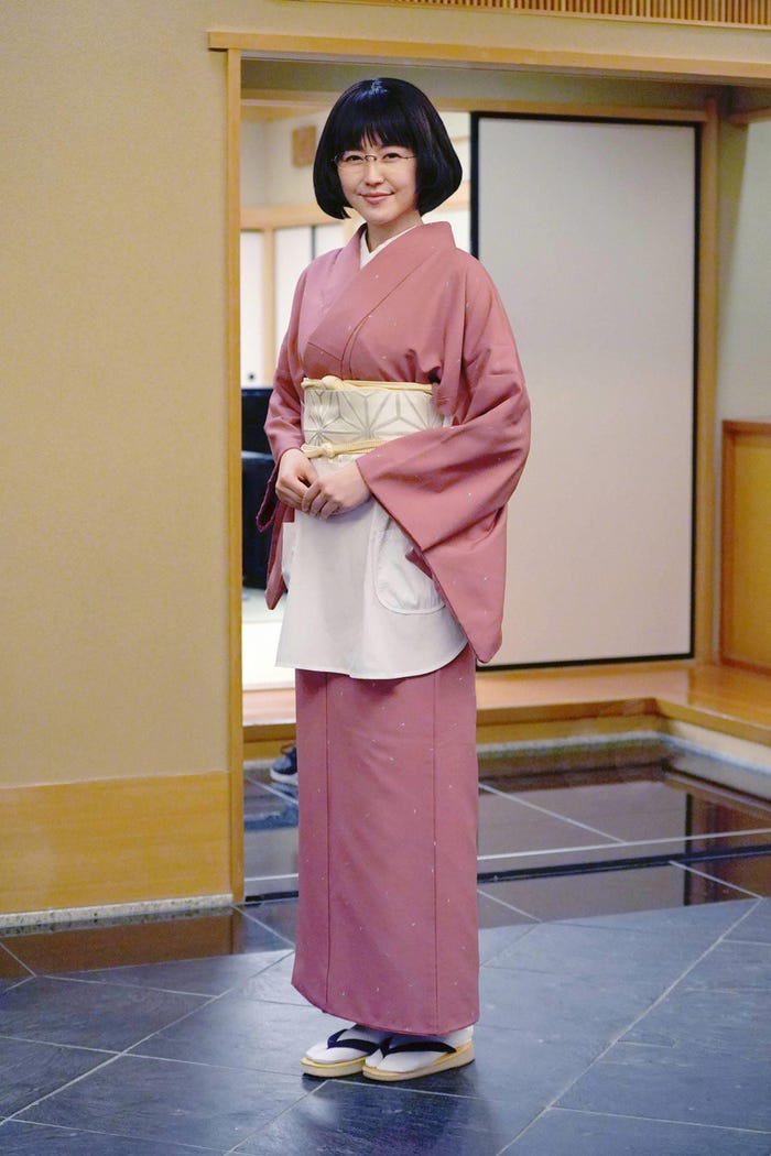 インターン生・松山美咲になった長澤まさみ(C)フジテレビ