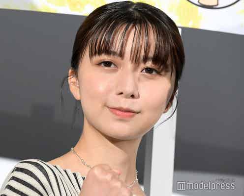 上白石萌歌、ノースリーブで美肌見せ 金髪姿の過去ショットに「スタイル抜群」「似合ってる」