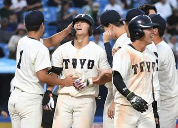 東洋大・山内 自身初サヨナラ弾 試合前に“500スイング”実った「まじでしんどかったです（笑）」