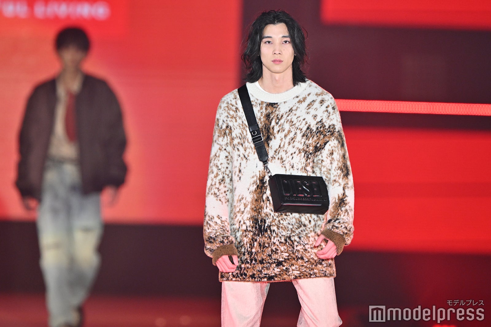 （C）モデルプレス