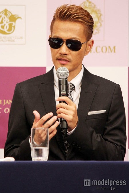 「第9回 クリスマス キャロル コンサート」に出演するEXILE・ATSUSHI