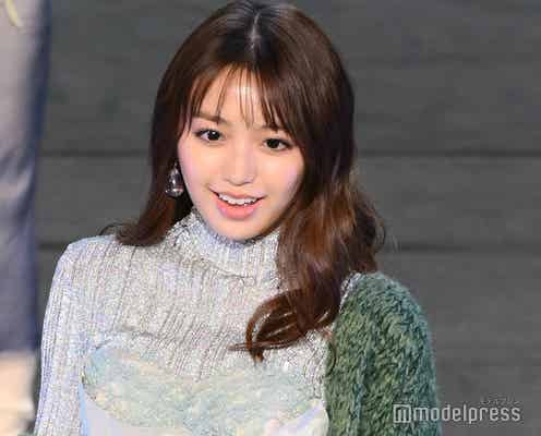 香音、タイトなトップスからほっそり二の腕 風にたなびく“妖精”スタイル<TGC フェス 山梨 2023>