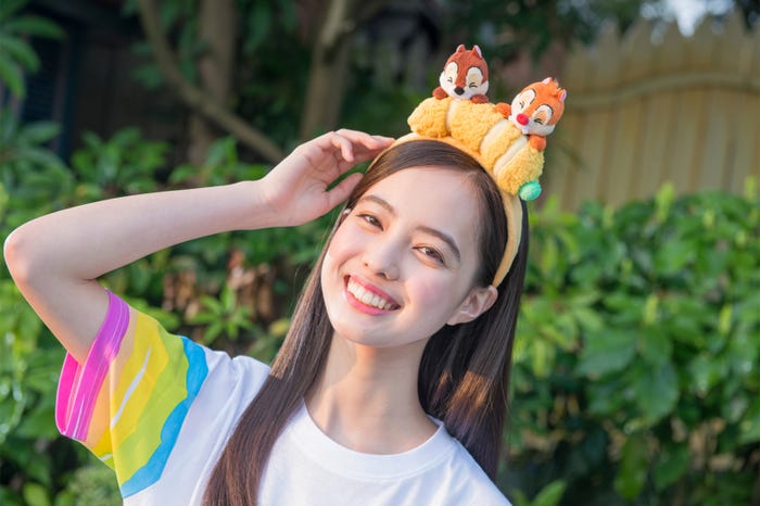 カチューシャ(¥1,900)(C)Disney