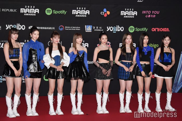 ニナ、アヤカ、マユカ、ミイヒ、マヤ、リオ、リマ、マコ/NiziU(リクは欠席) (C)モデルプレス