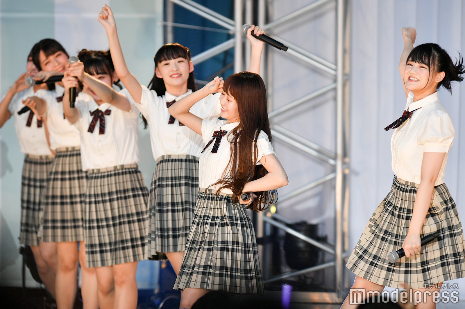 大谷映美里（中央）／＝LOVE ≠ME スペシャルコンサート「24 girls」 （C）モデルプレス