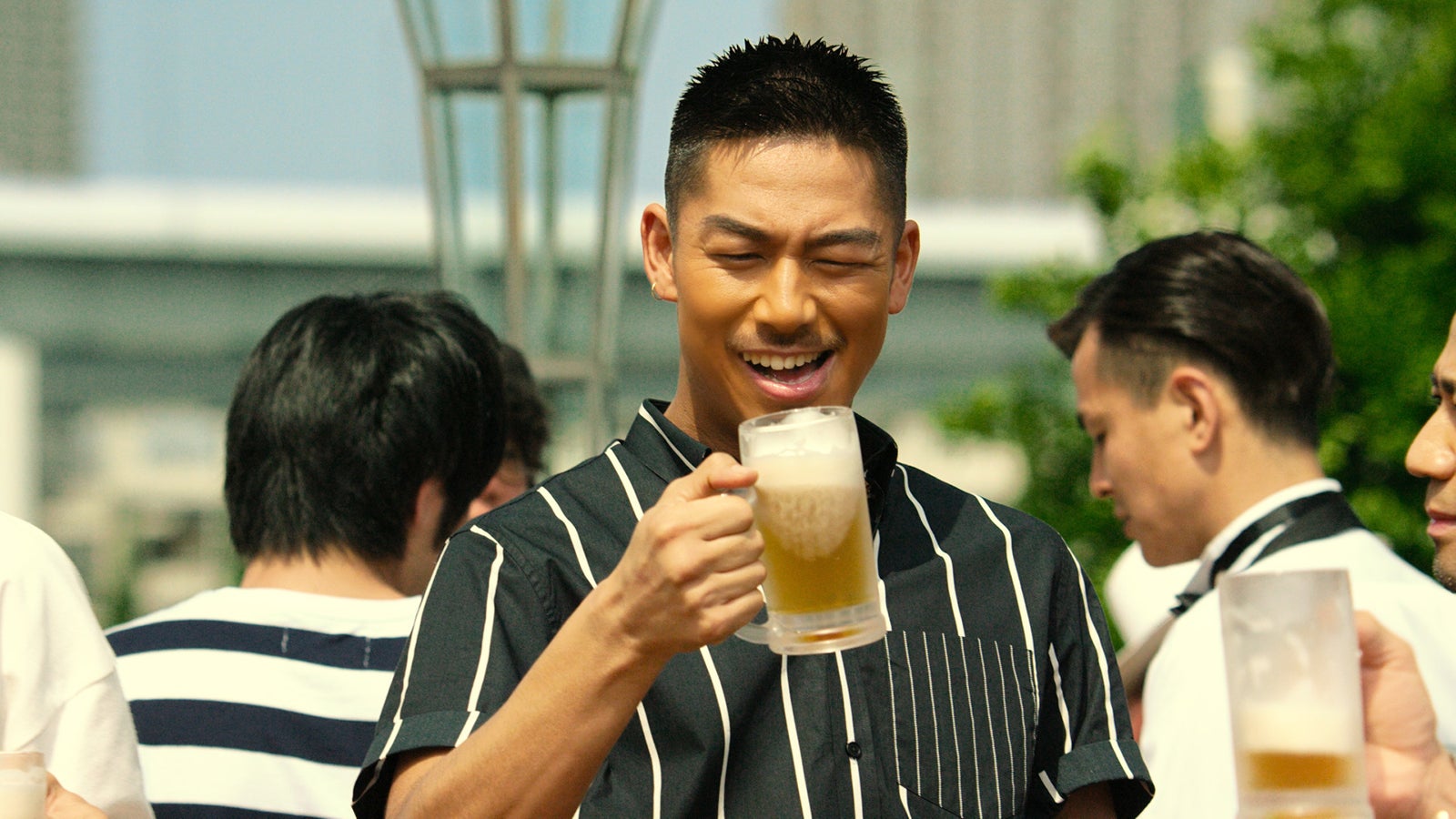 AKIRA／新CM「夏だ！いきなり！」篇 より