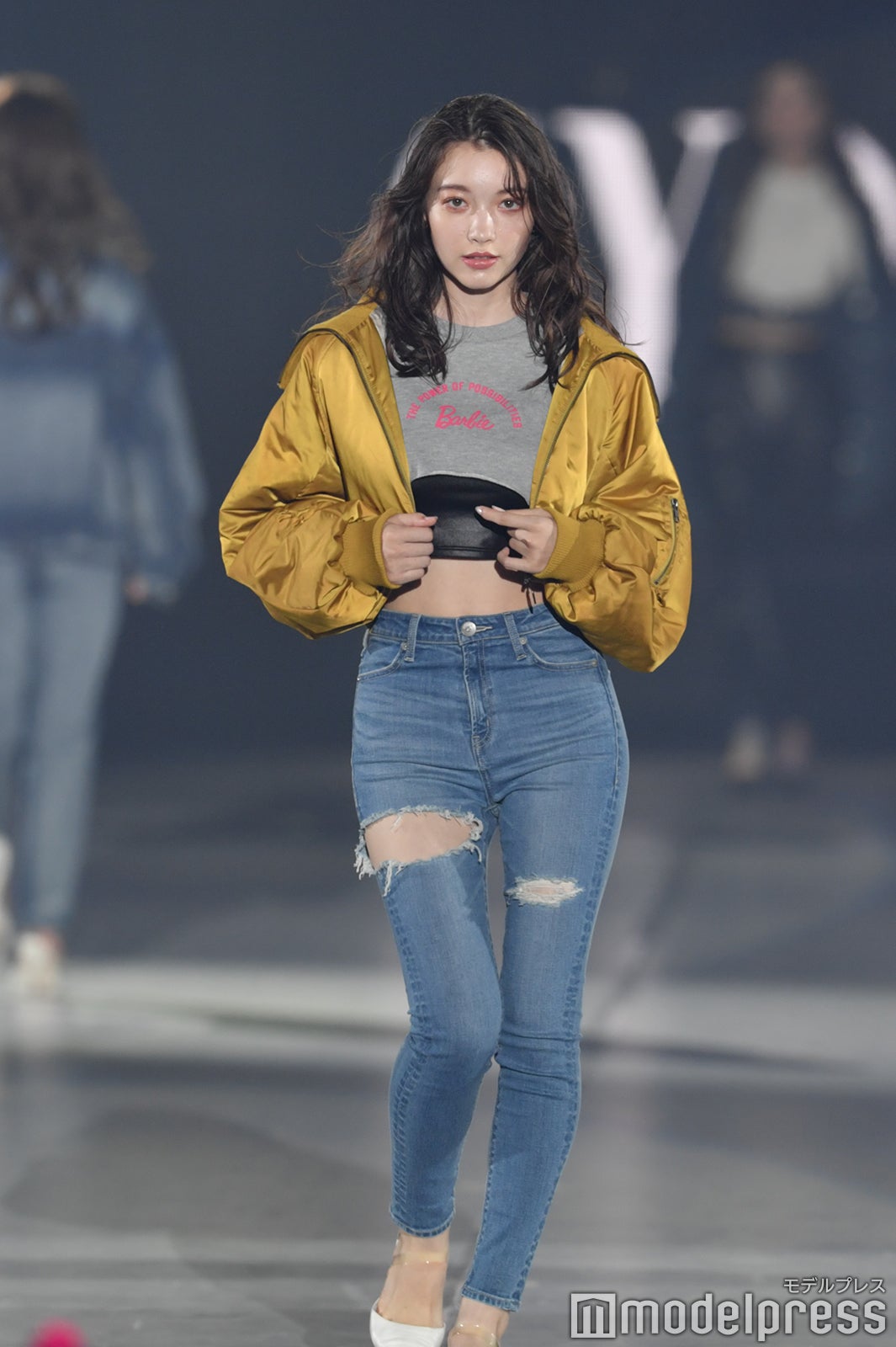 （C）モデルプレス