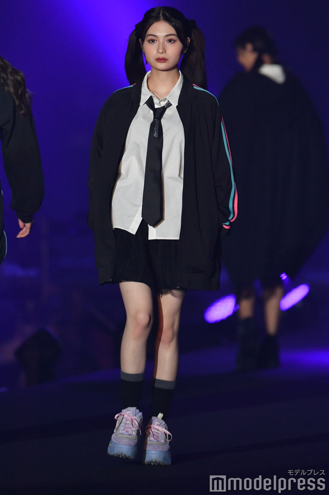 （C）モデルプレス