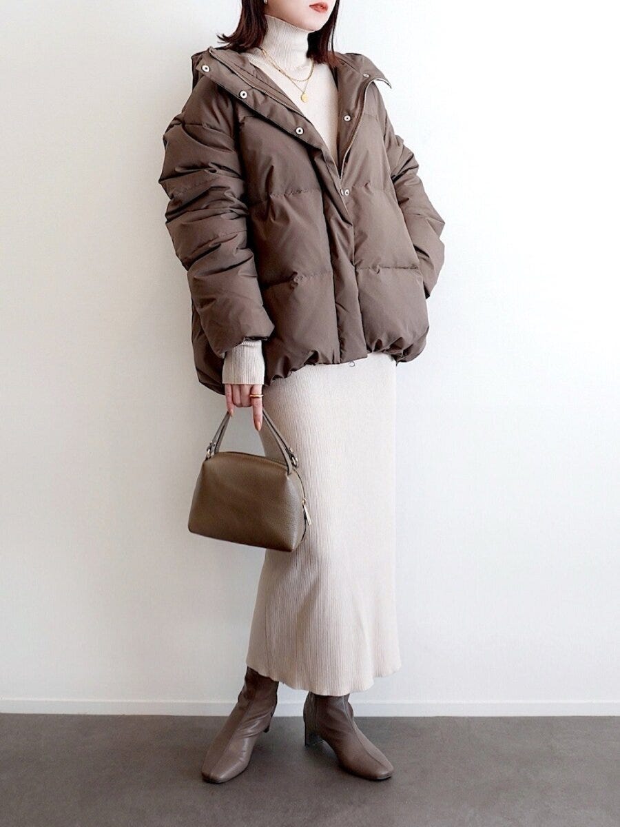 ブラウンダウンきれいめコーデ