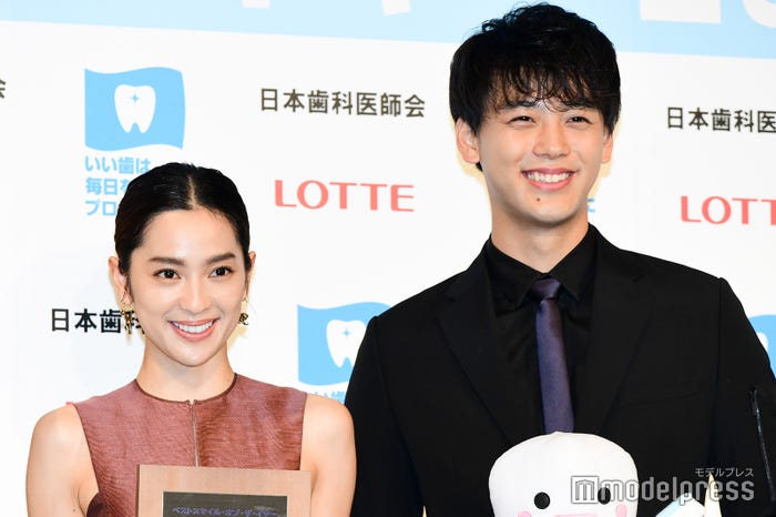 中村アン、竹内涼真 (C)モデルプレス