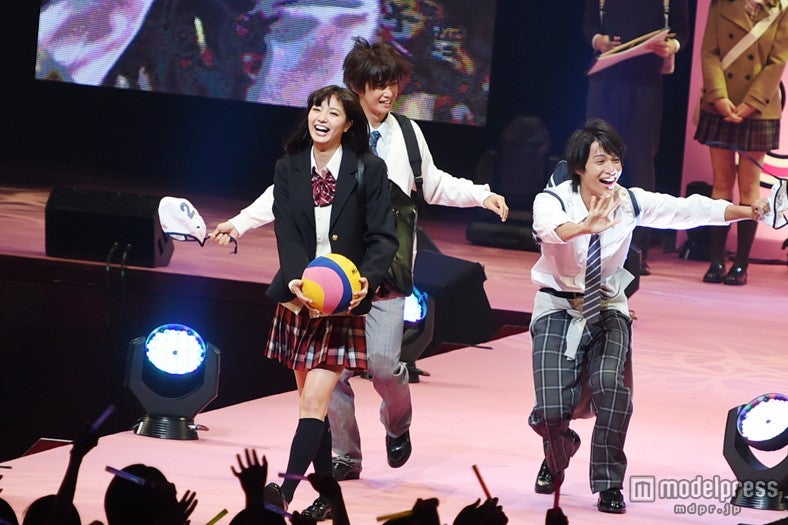 「水球ヤンキース」千葉雄大＆新川優愛＆中川大志