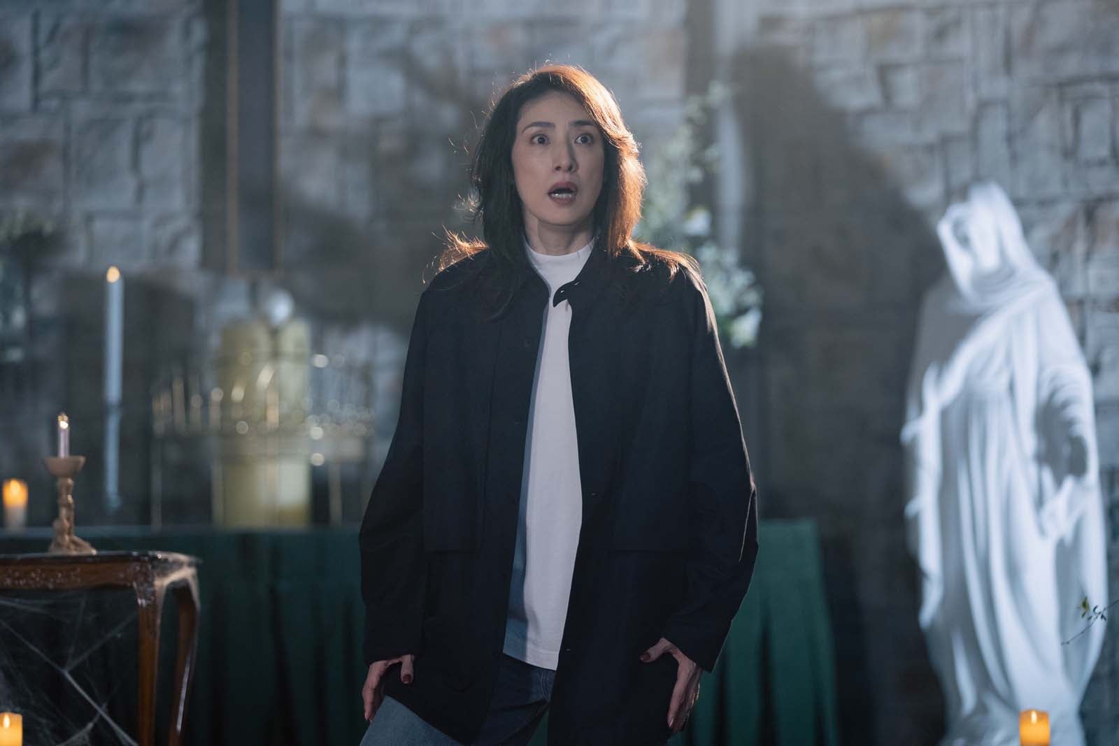 天海祐希「合理的にあり得ない～探偵・上水流涼子の解明～」第10話より（C）カンテレ