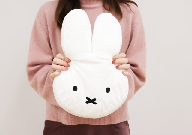 ミッフィー　クッション　大きさ　グッズ