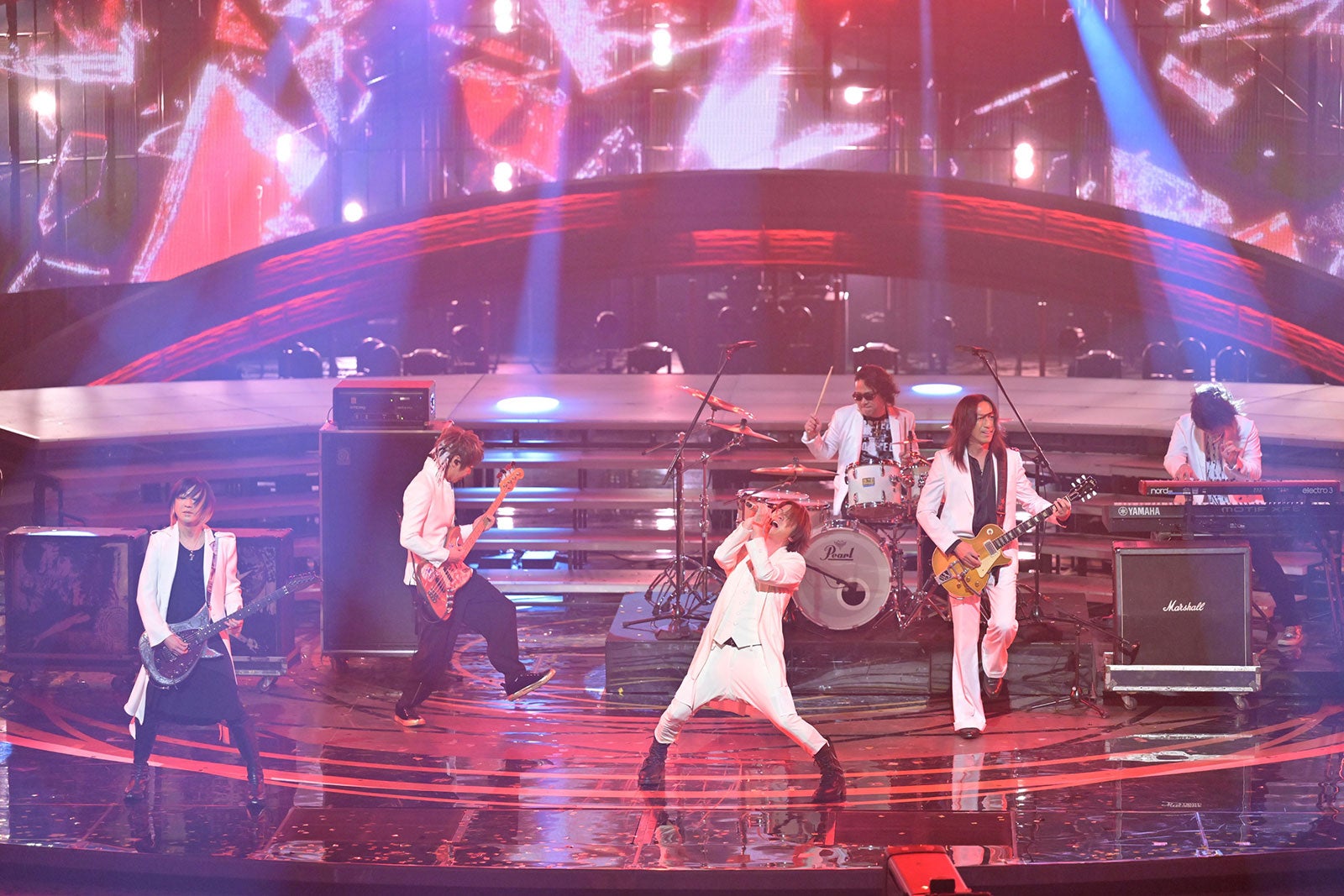 Creepy Nuts（提供写真）