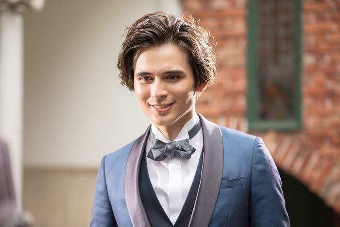 岡本至恩(C)朝日放送(C)尾崎衣良/小学館