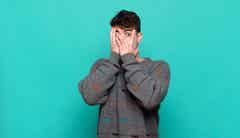 本気の証拠 男性の 好き避け行動 の特徴とは モデルプレス 本気の証拠 男性の 好き避け行動 の特徴とは モデルプレス