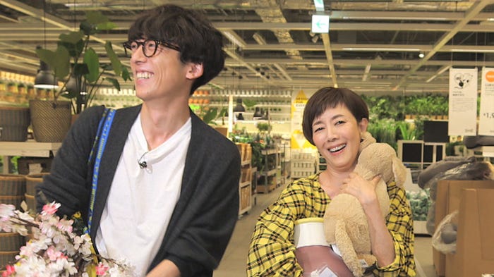 (左から)高橋一生、戸田恵子(C)フジテレビ