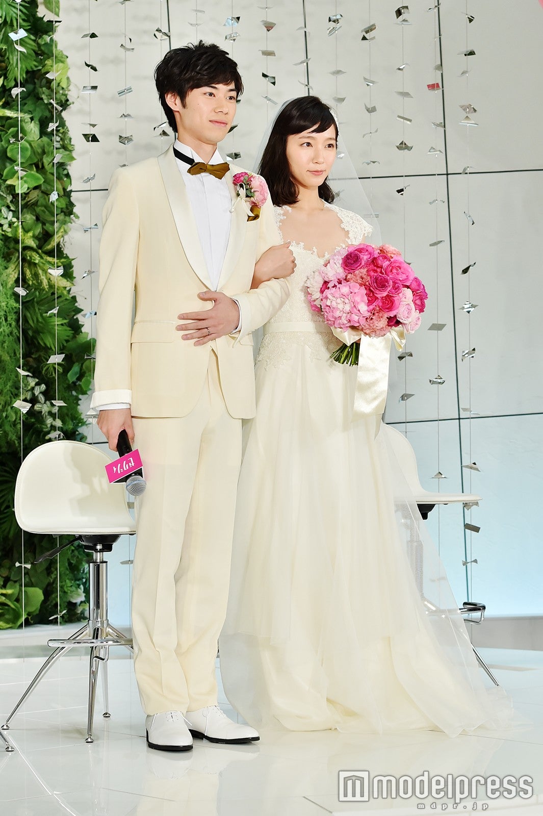 吉岡里帆、戸塚純貴（C）モデルプレス