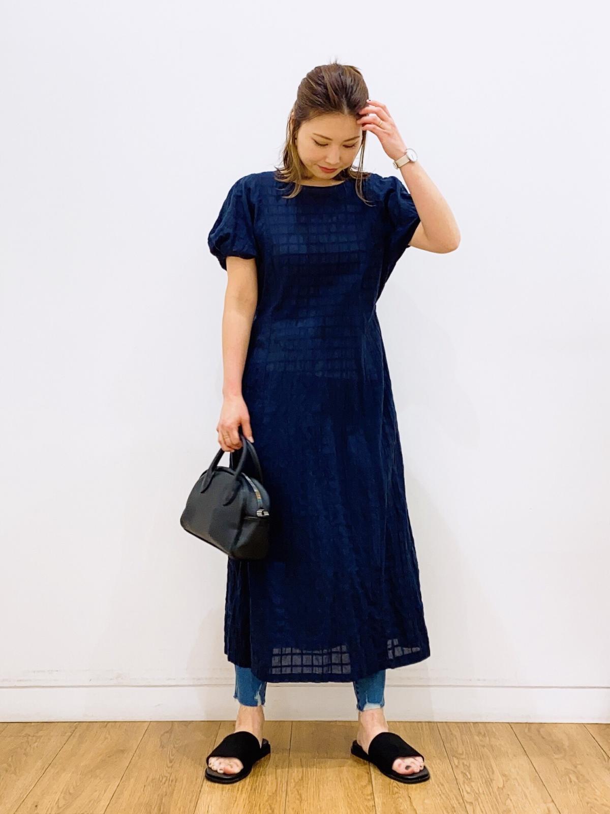 教えてユニクロ店員さん 今年はワンピースどう着ればいい 即垢抜ける正解コーデ6style モデルプレス