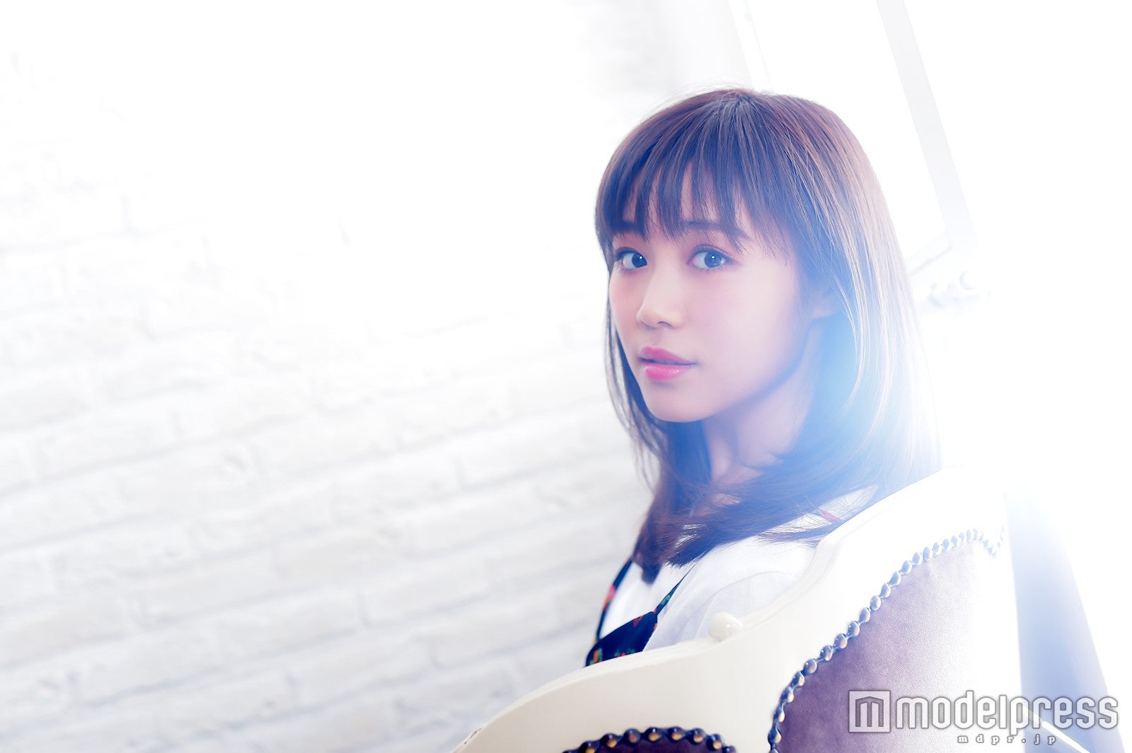 鷲尾伶菜（C）モデルプレス