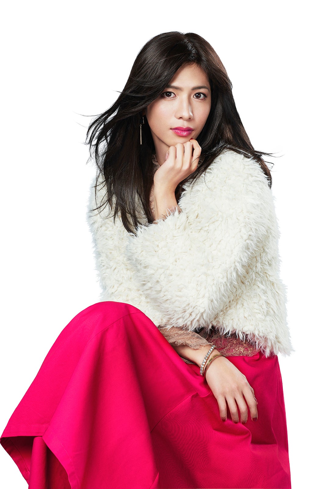 志尊淳、美しすぎる“女子”姿を公開「想像以上に困難」な役作りを明かす