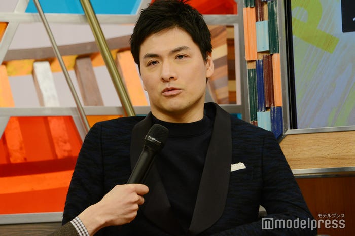 滝川英治 (C)モデルプレス