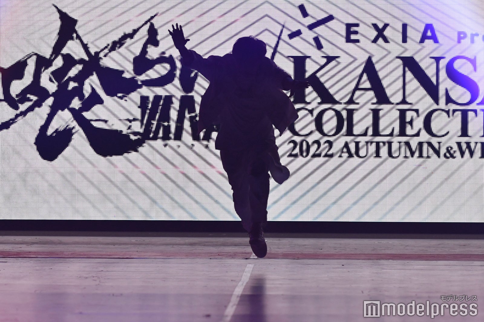 （C）モデルプレス