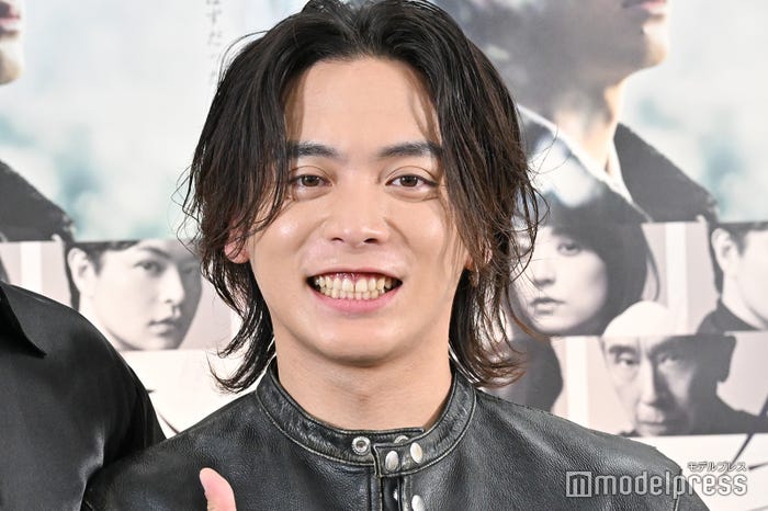 優里(C)モデルプレス