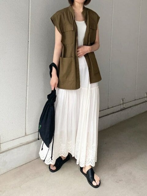 白スカート　コーデ