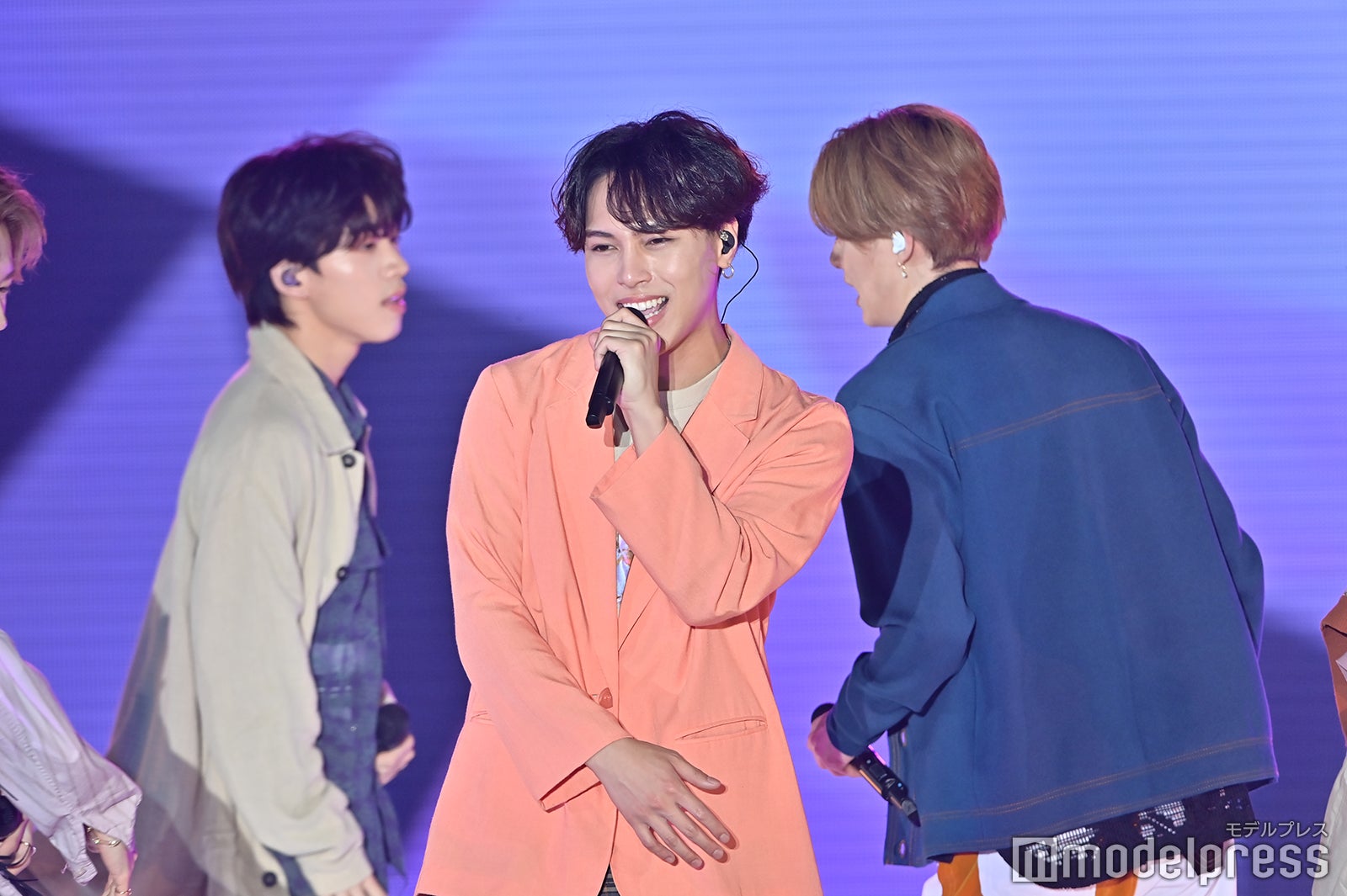 BUDDiiS （C）モデルプレス