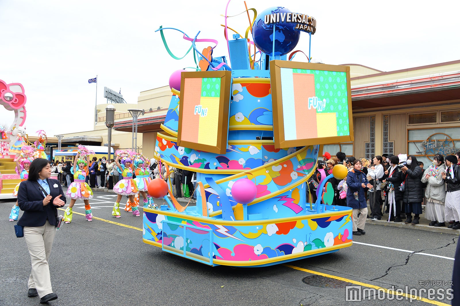 「NO LIMIT！ パレード ～Discover U！！！ バージョン～（C）モデルプレス