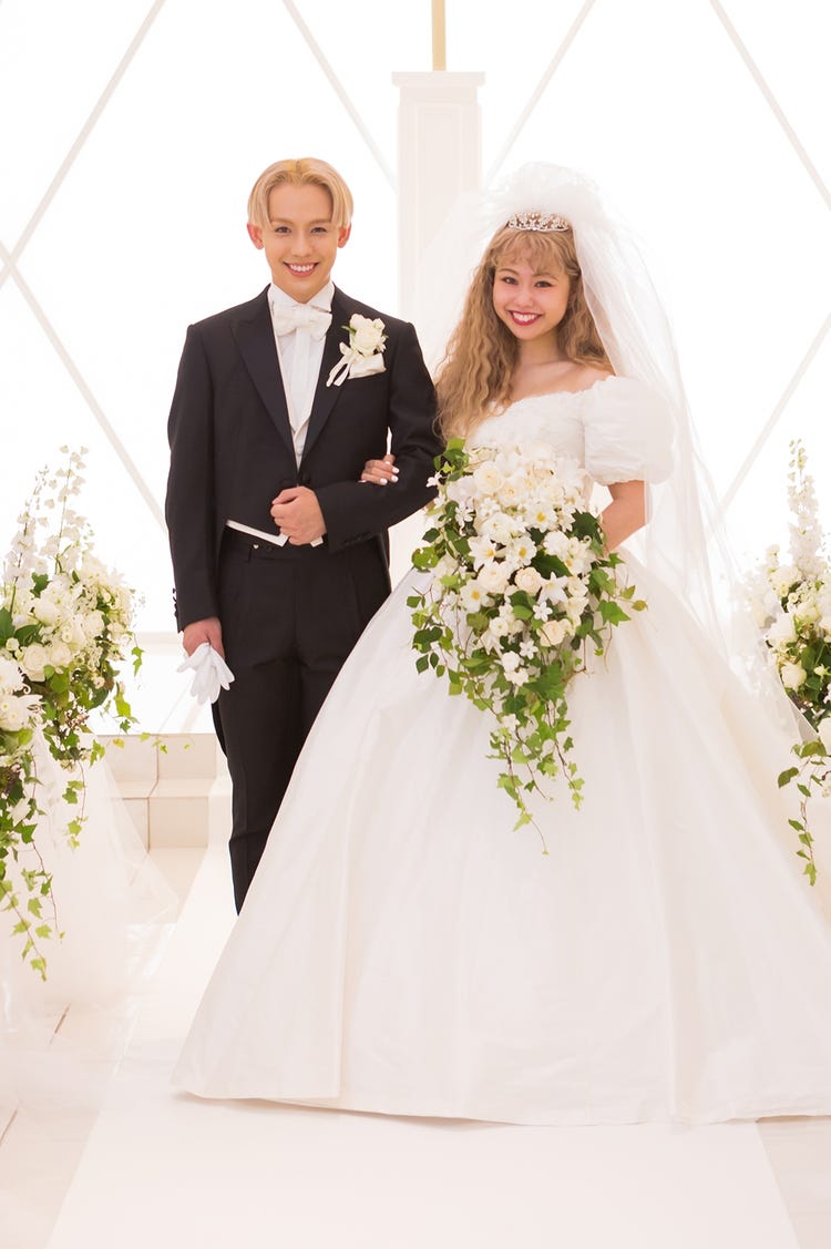 ぺこ りゅうちぇる夫妻が挙式 ウェディングドレス姿を披露 今日一番読まれたニュースランキング エンタメtop5 モデルプレス ぺこ りゅうちぇる夫妻が挙式 ウェディングドレス姿を披露 今日一番読まれたニュースランキング エンタメtop5 モデルプレス