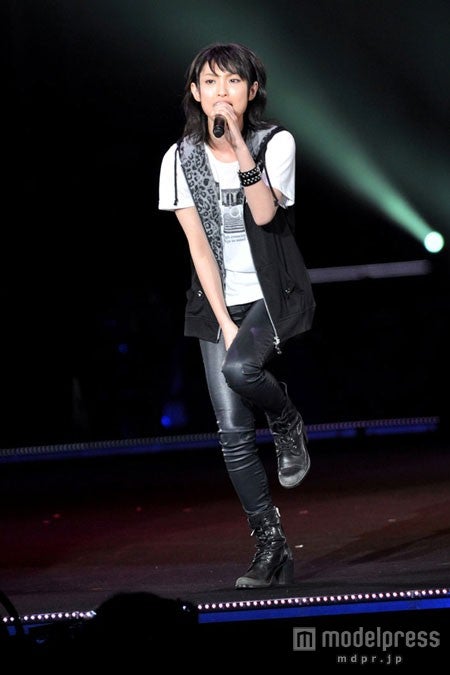 家入レオ、TGC名古屋でドームデビュー！40,000人の観客を魅了