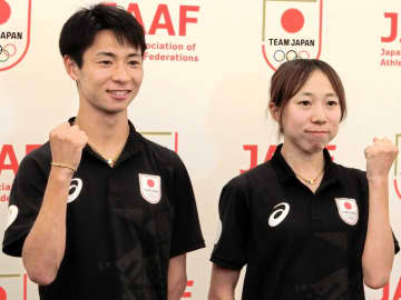 マラソンの赤崎夫妻が納車報告「夢一つ叶いました」と笑顔 SNS「いいなー」「カッコ良すぎる。。。」「大事に走って下さいね」