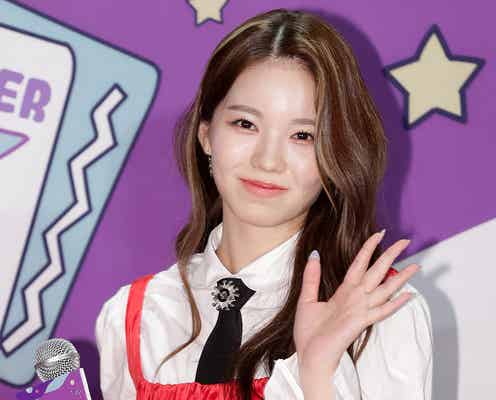 NiziUアヤカ、19歳バースデーに祝福殺到 「透明感すごい」ナチュラルショットも話題