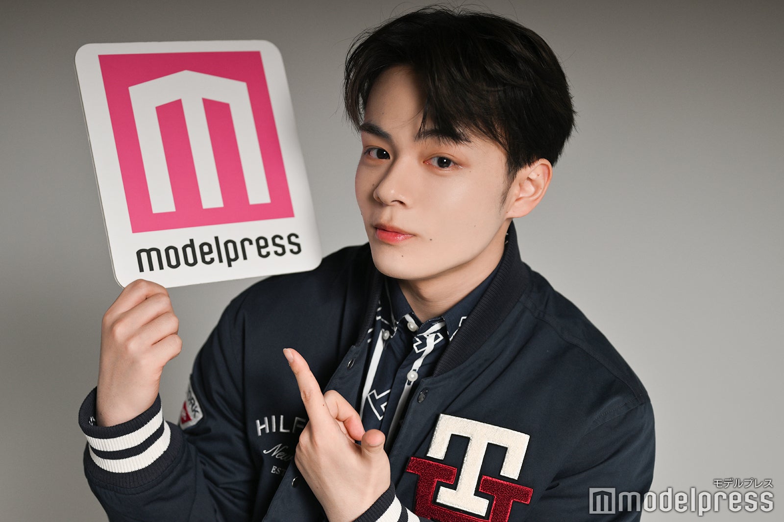 鶴房汐恩（C）モデルプレス