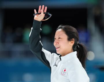 高木美帆 リンクから去る際の行動に反響 戦いの舞台へ深々と一礼「スケートへの気持ちが」「胸が熱く」「礼節あるのが日本人の誇り」海外ファンも「伝説だ」